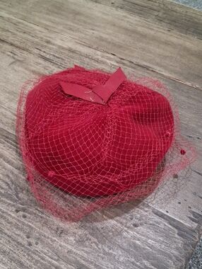 Vintage Red Hat With Mesh And Bow Detail